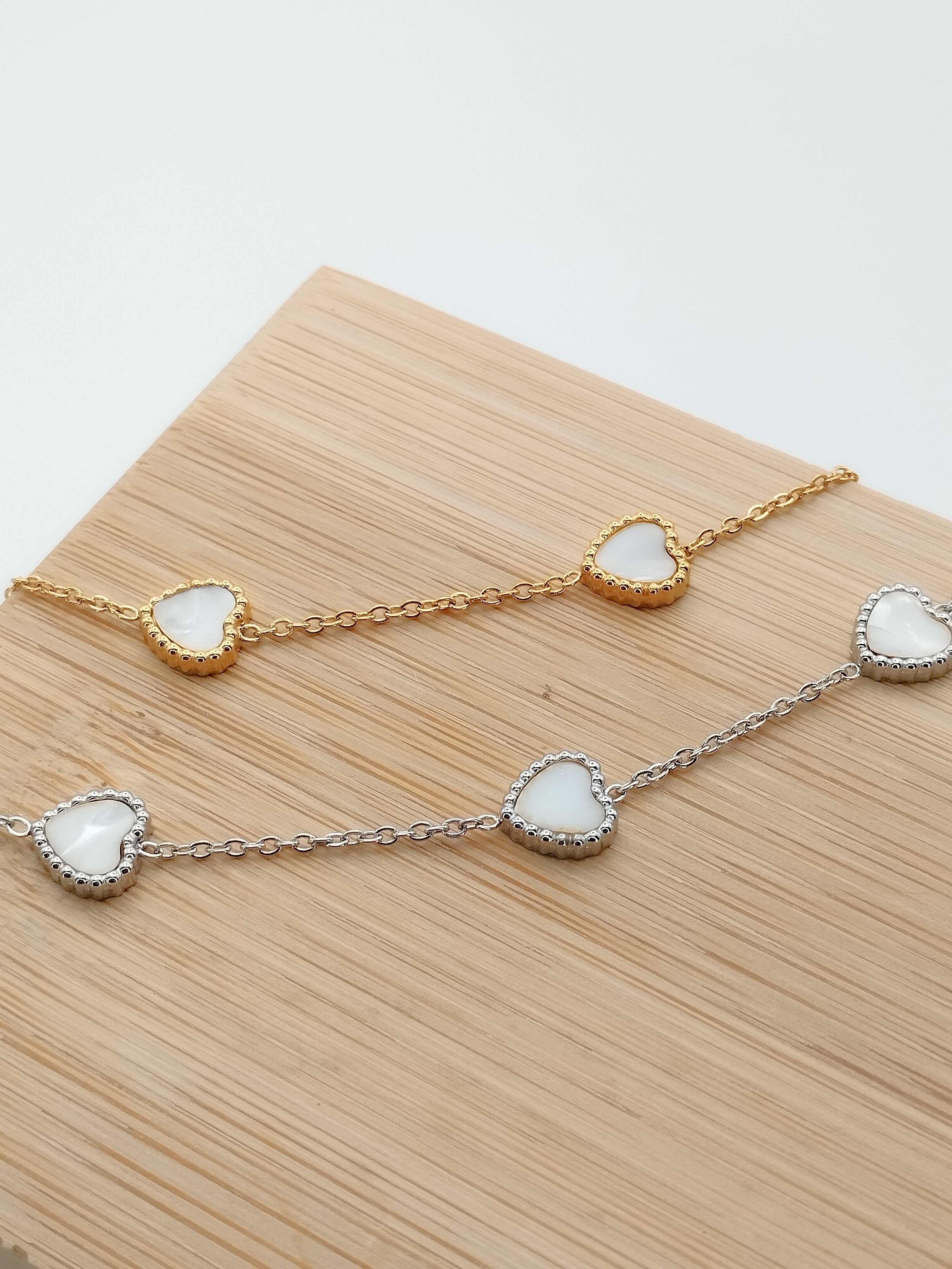 Βραχιόλι με καρδούλες φίλντισι