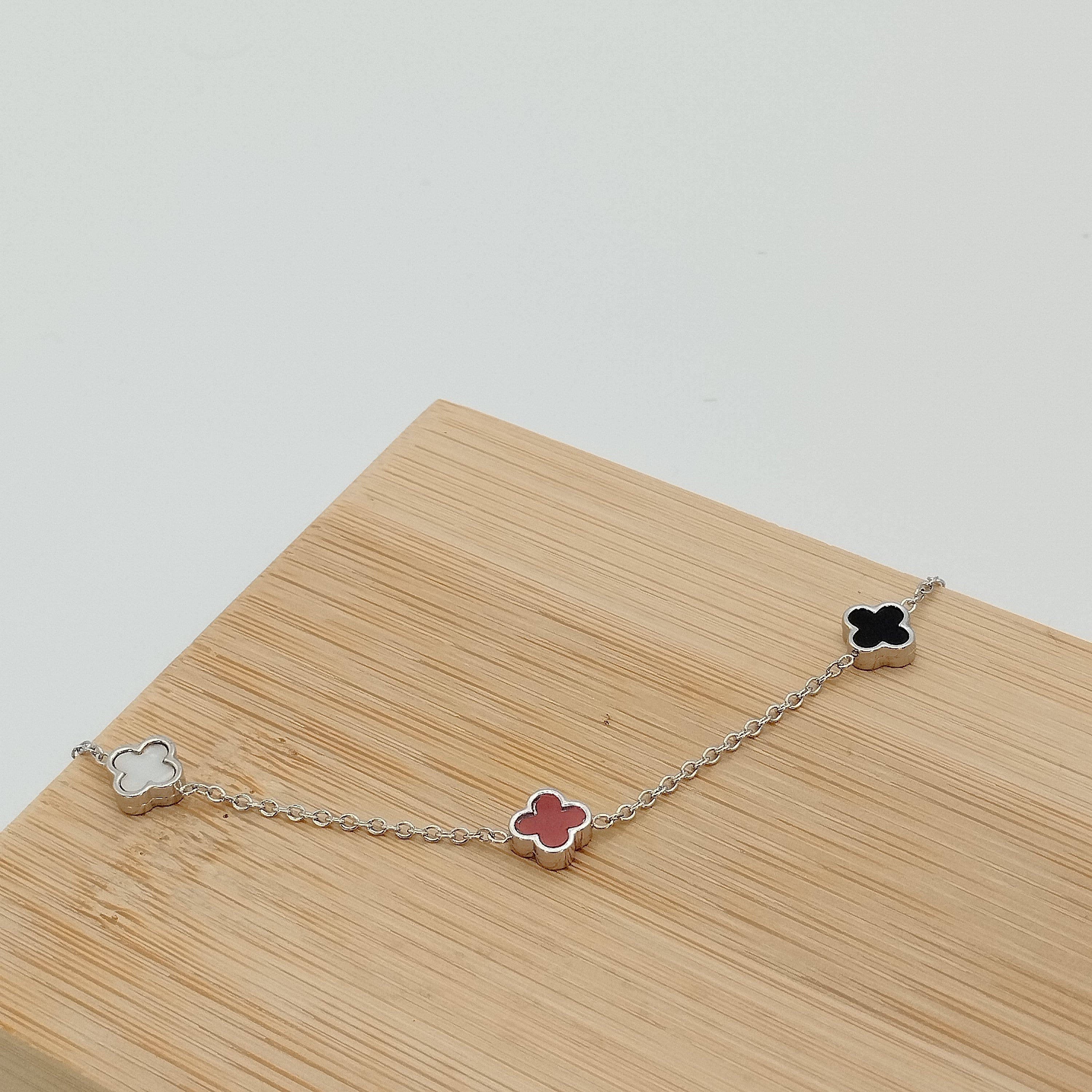 Βραχιόλι Με Πολύχρωμους Σταυρούς