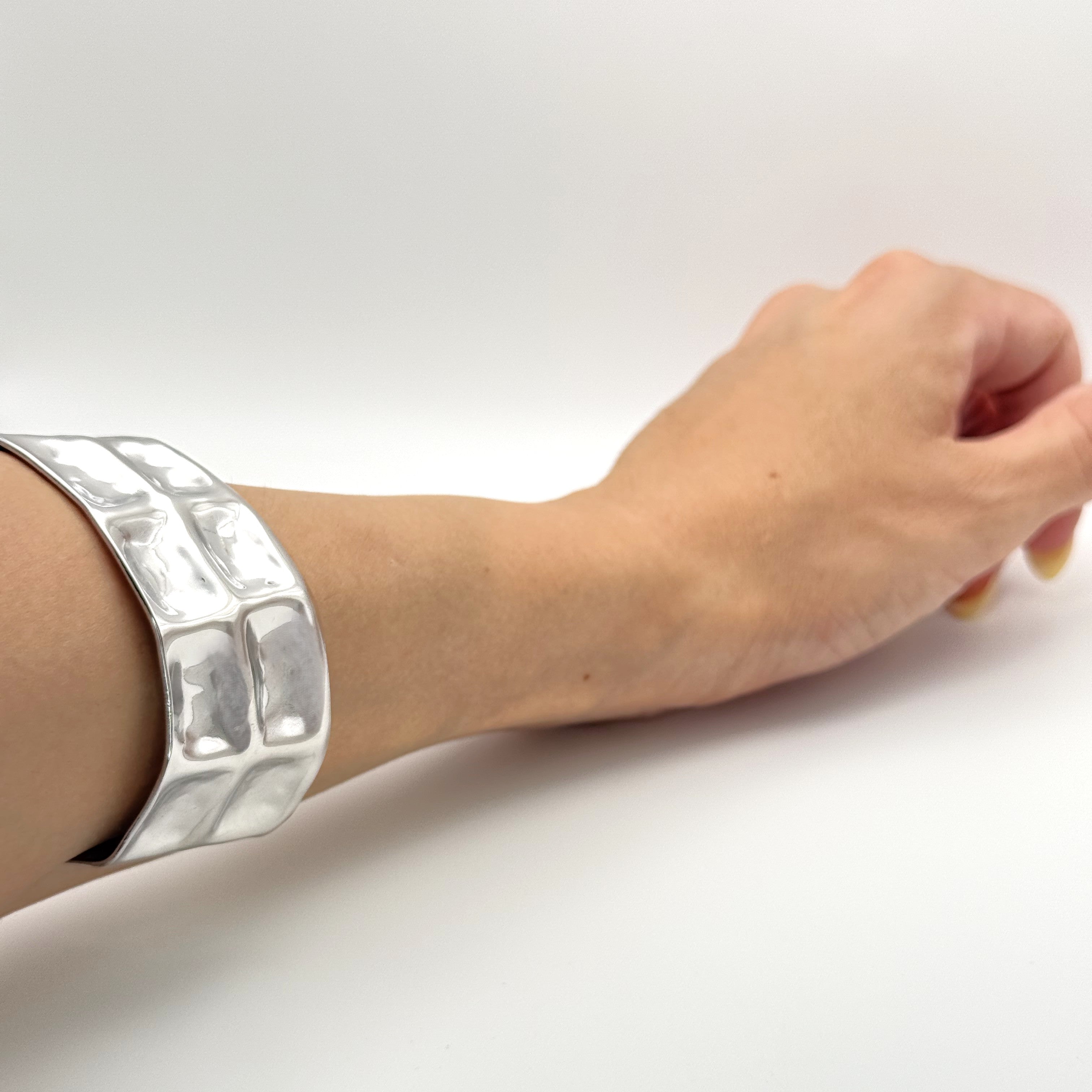 Xειροπέδα Σφυρήλατη Πλακέ