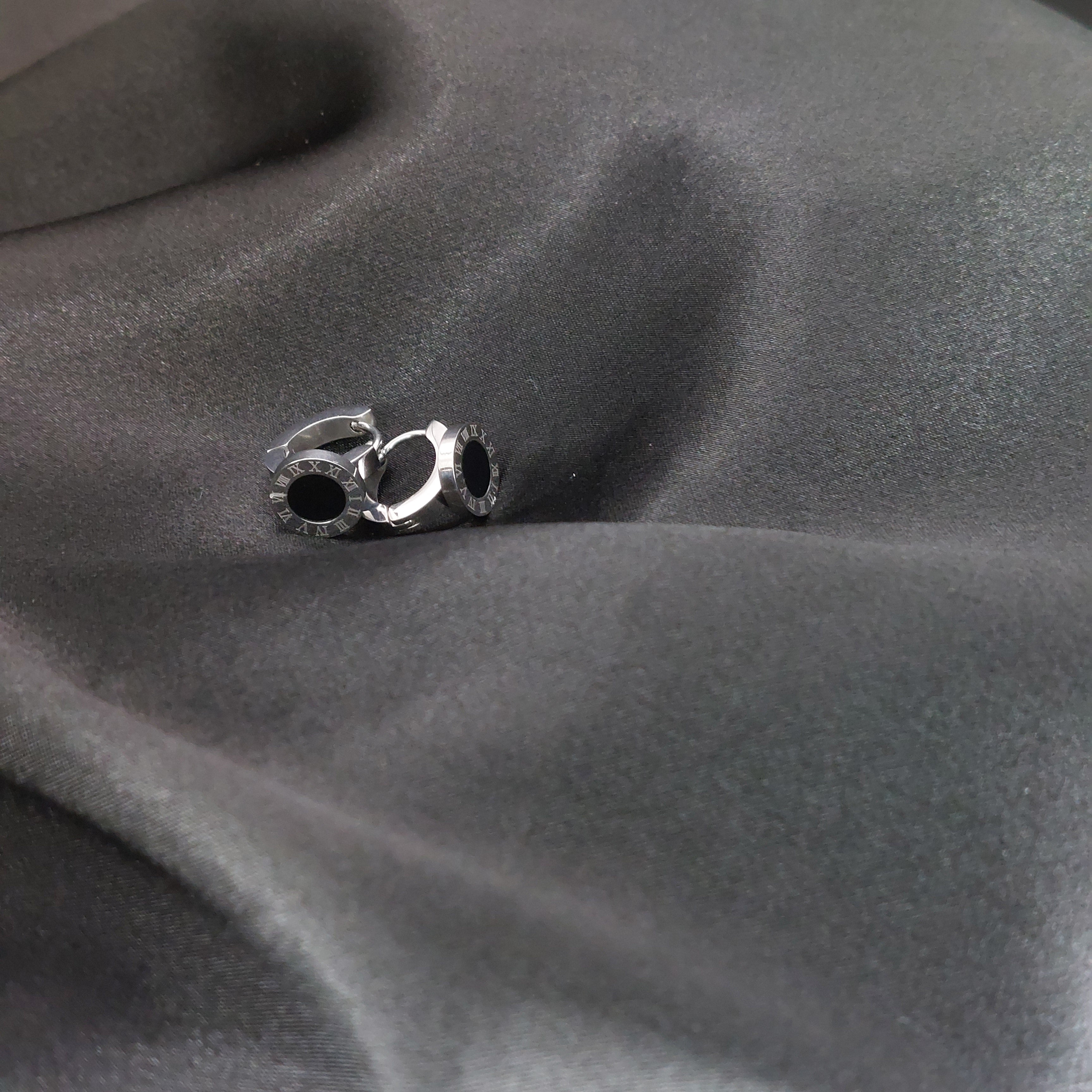 Σκουλαρίκια πολυτελείας