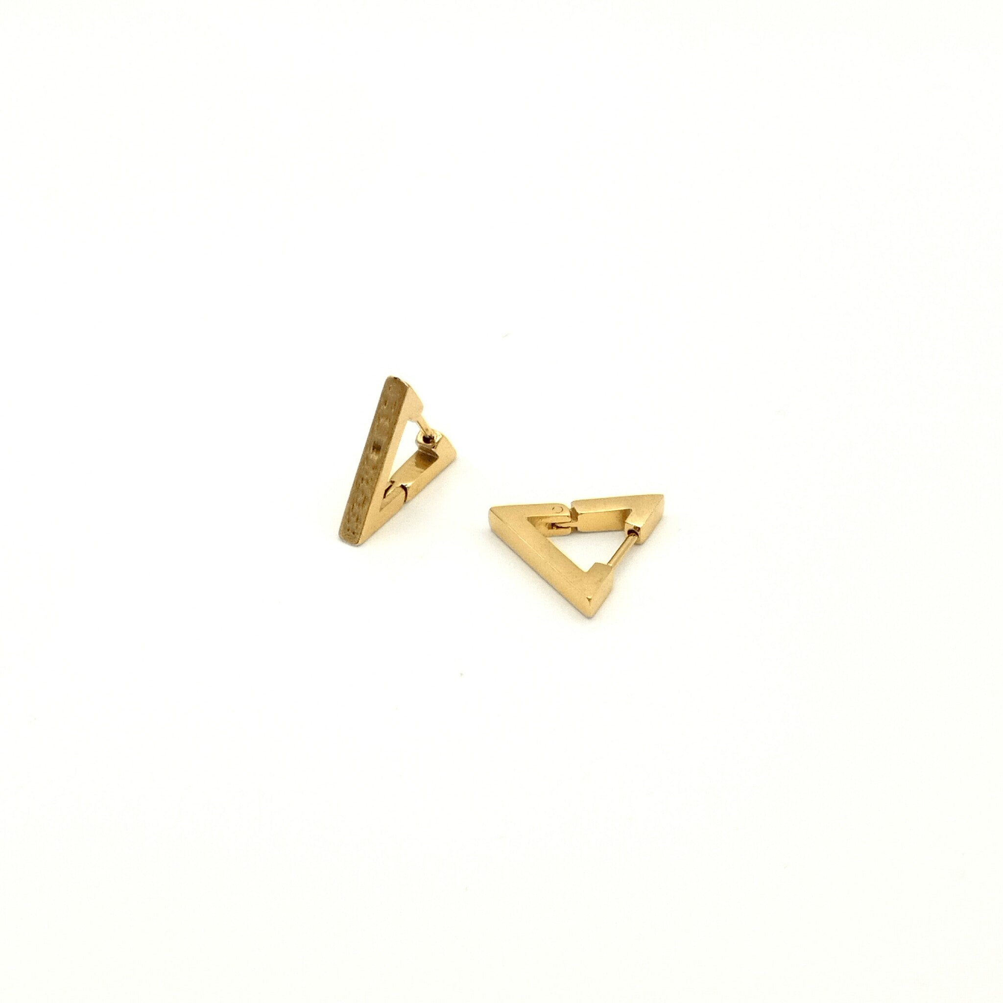 Σκουλαρίκια τρίγωνα