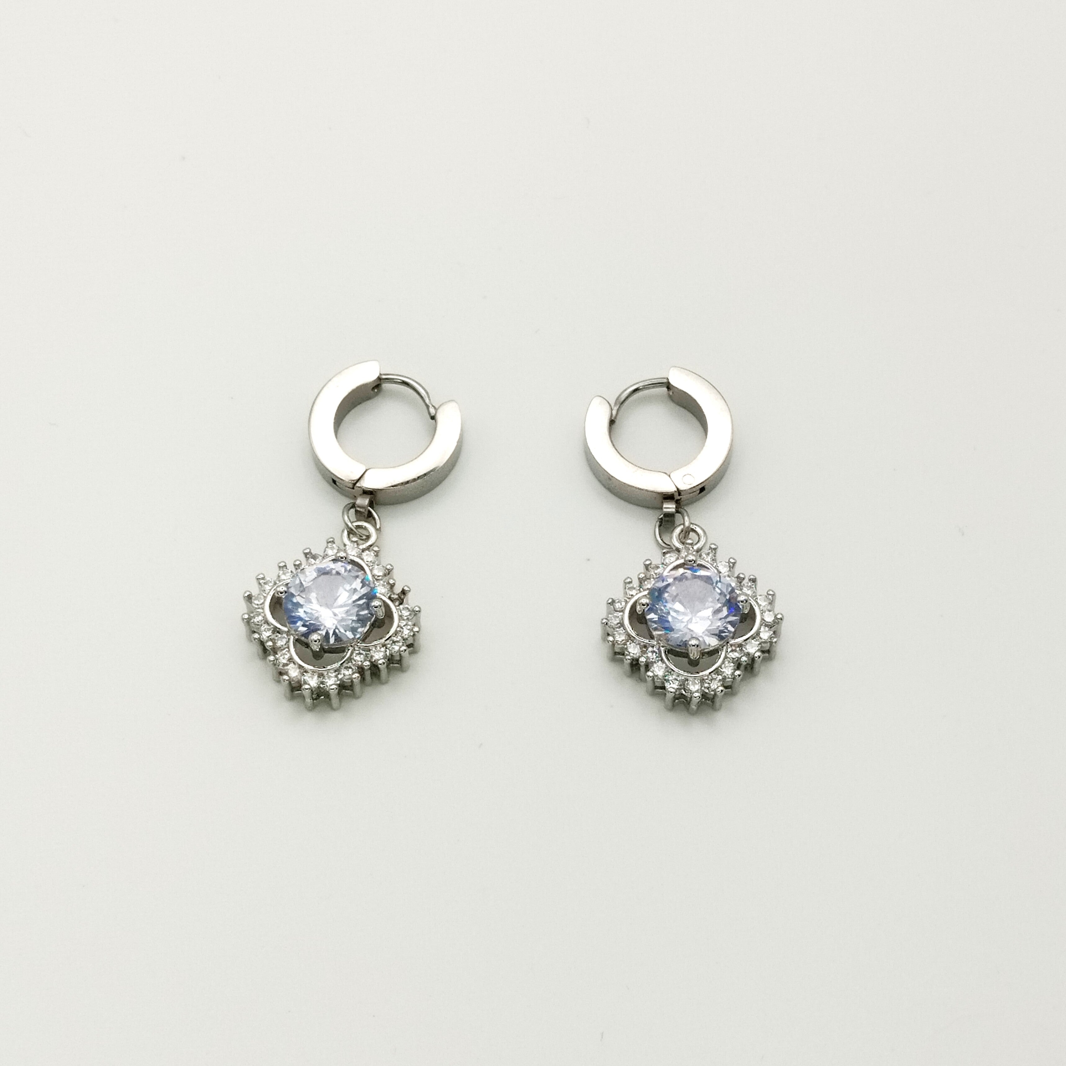 Σκουλαρίκια κρεμαστά σταυρός