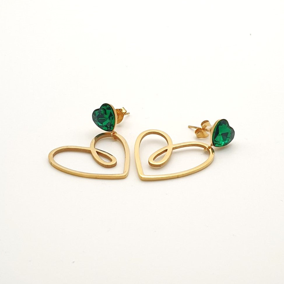 Σκουλαρίκια σε σχήμα καρδιάς με πράσινη πέτρα
