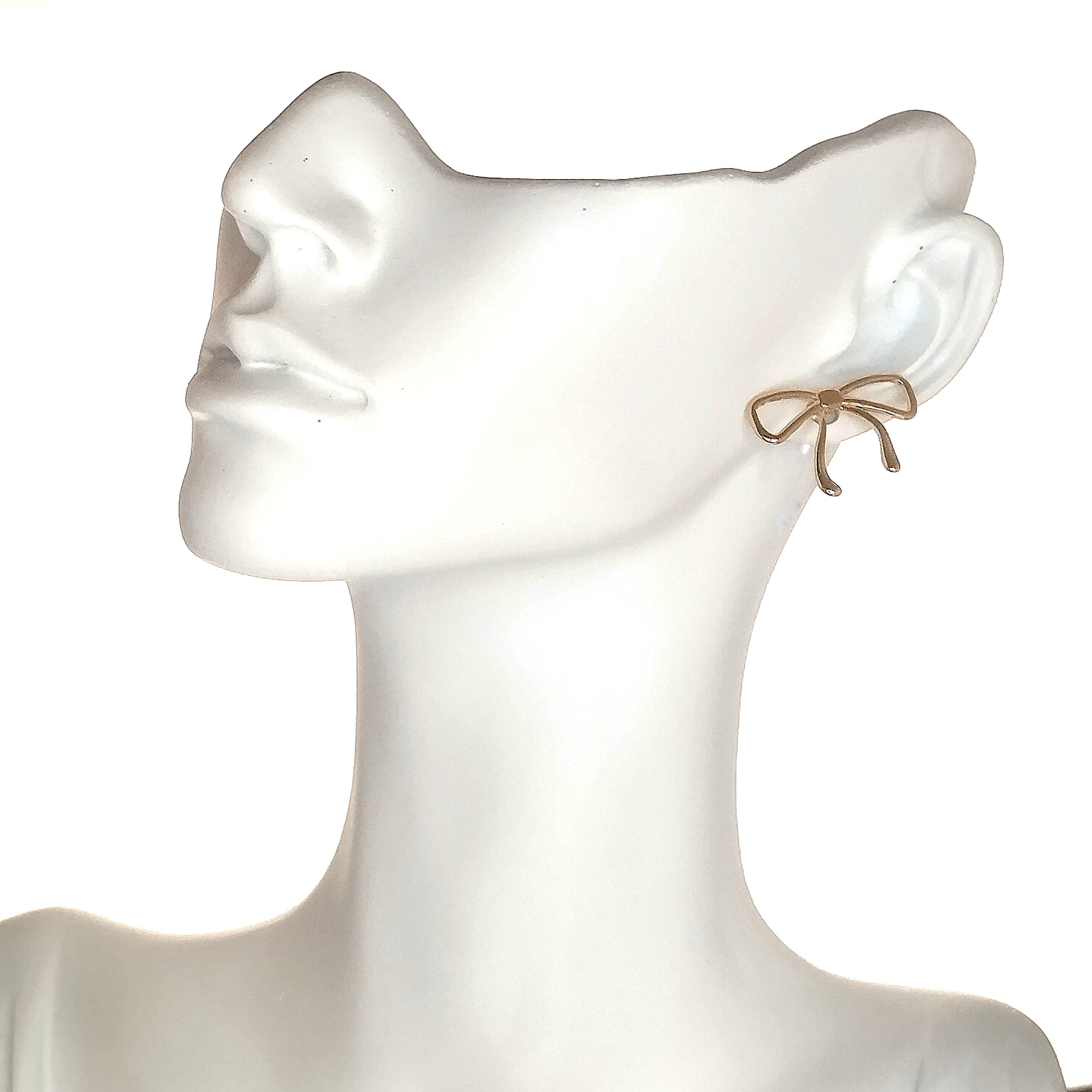 Σκουλαρίκια minimal φιόγκος