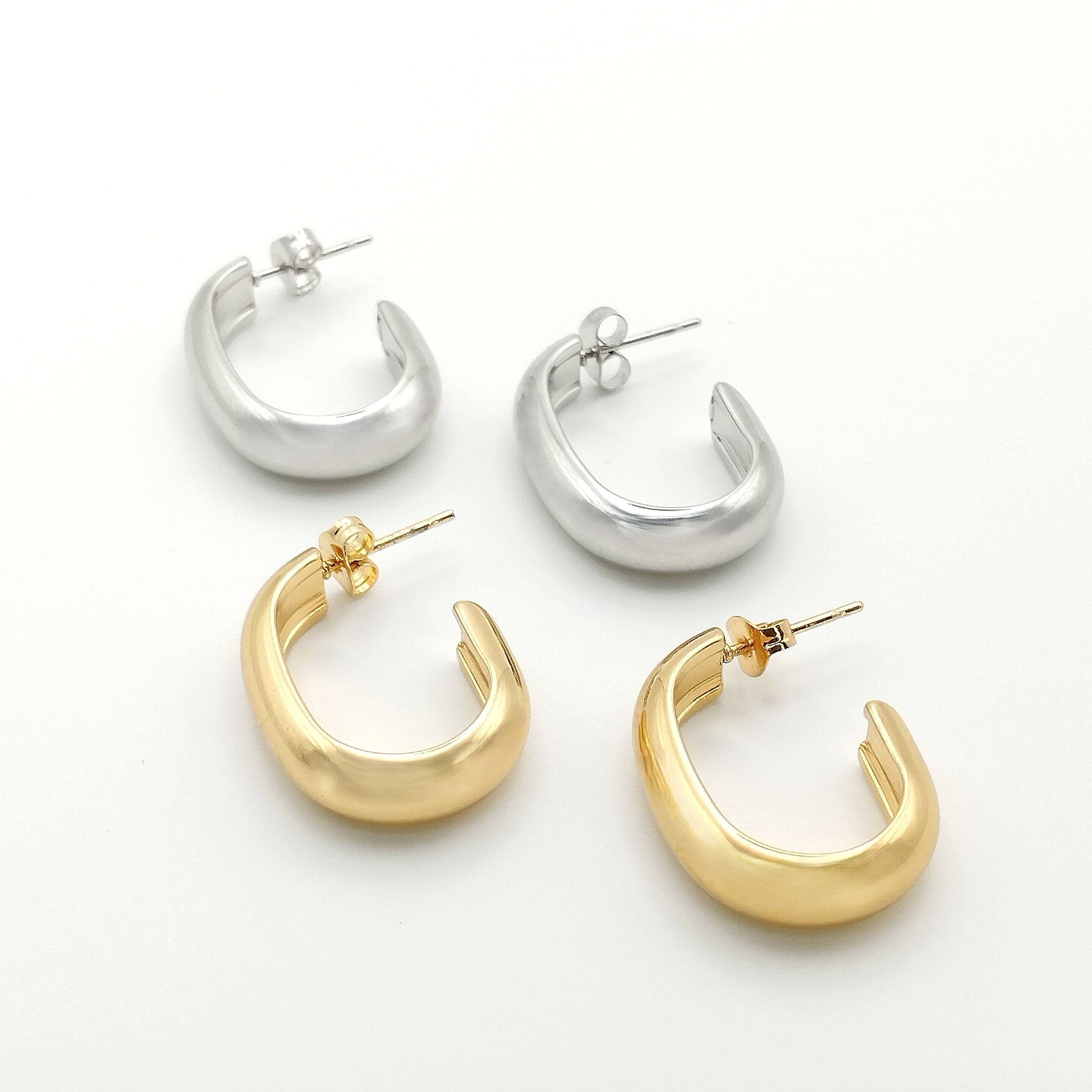 Σκουλαρίκια minimal