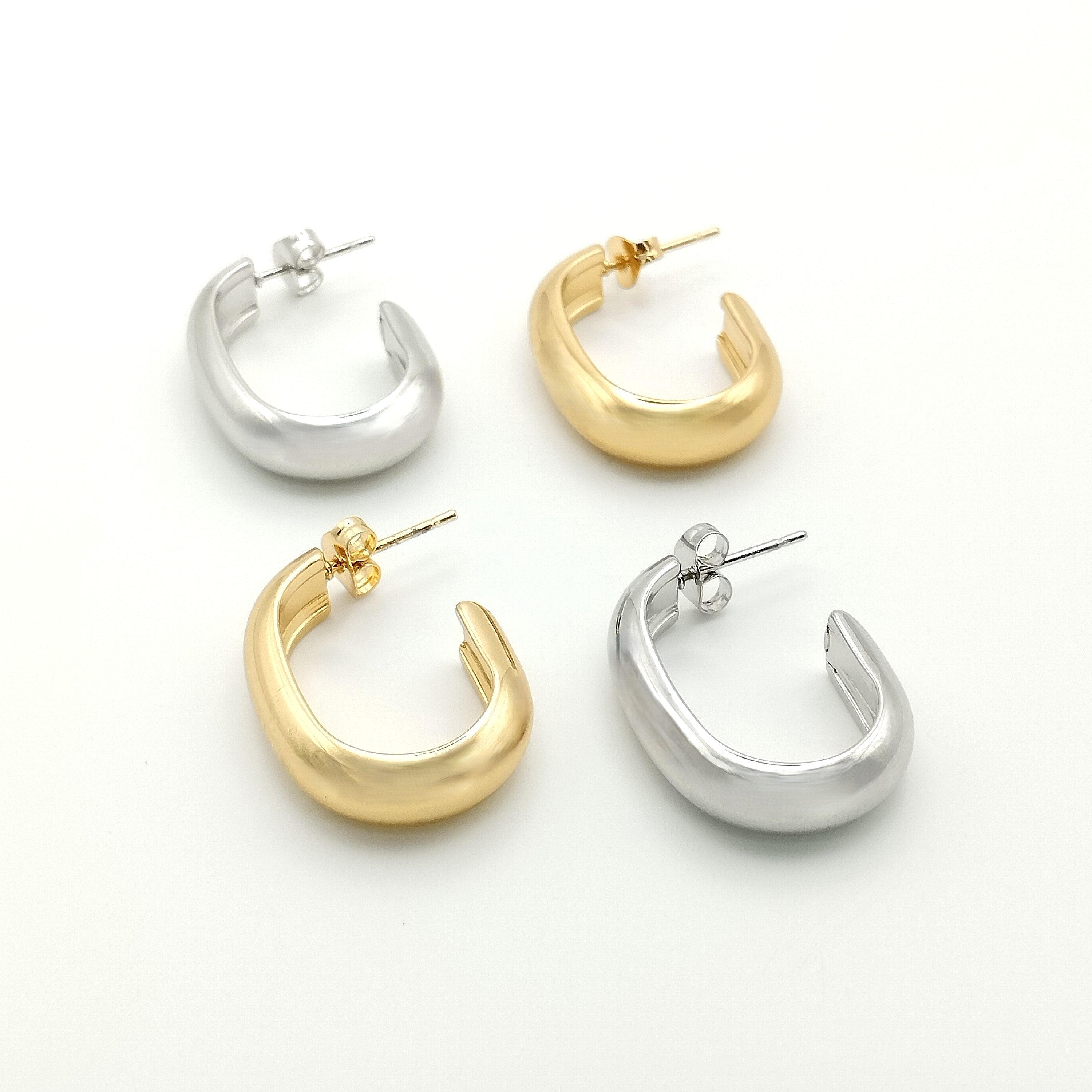 Σκουλαρίκια minimal