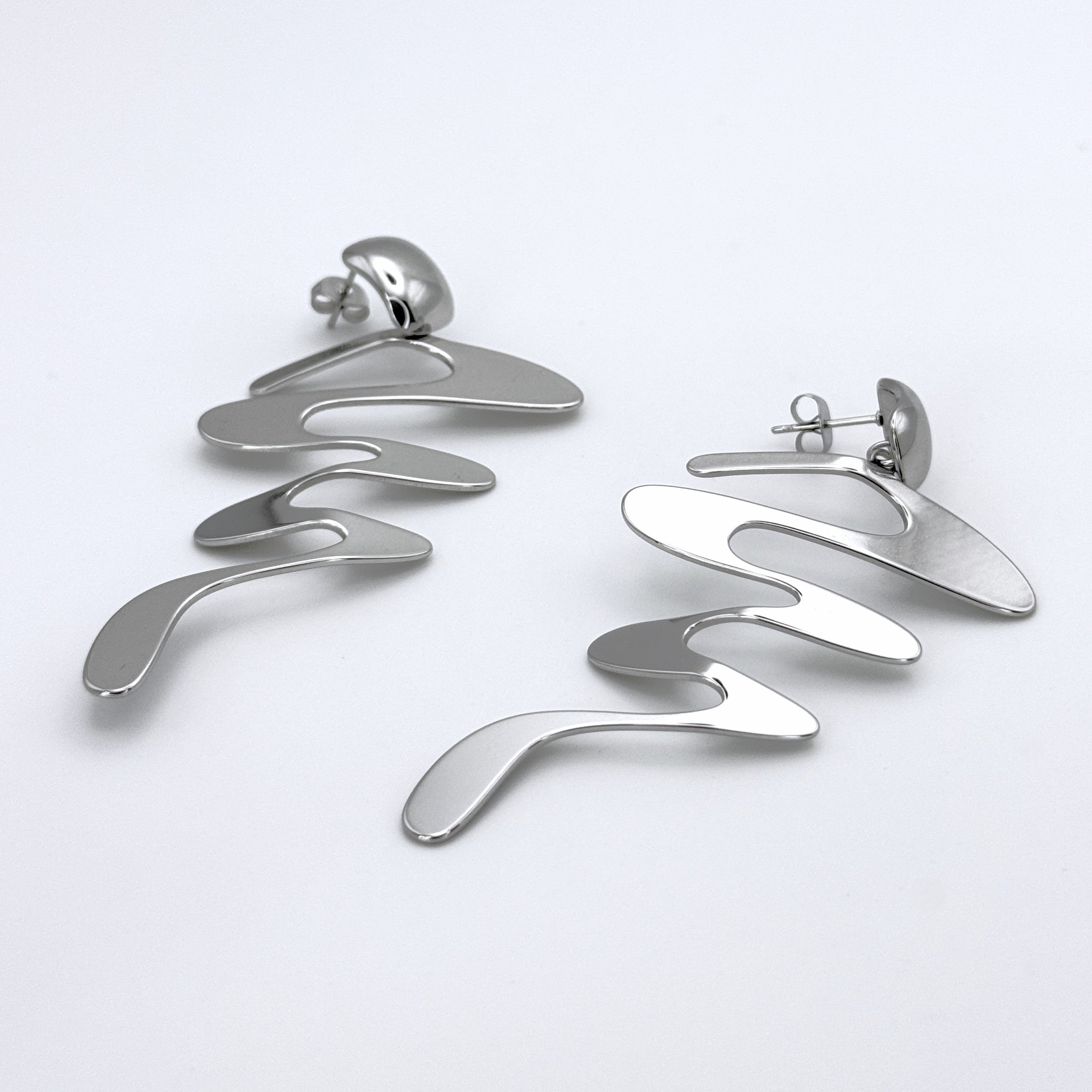 Σκουλαρίκια Ατσάλινα Statement Με Αφηρημένες Γραμμές