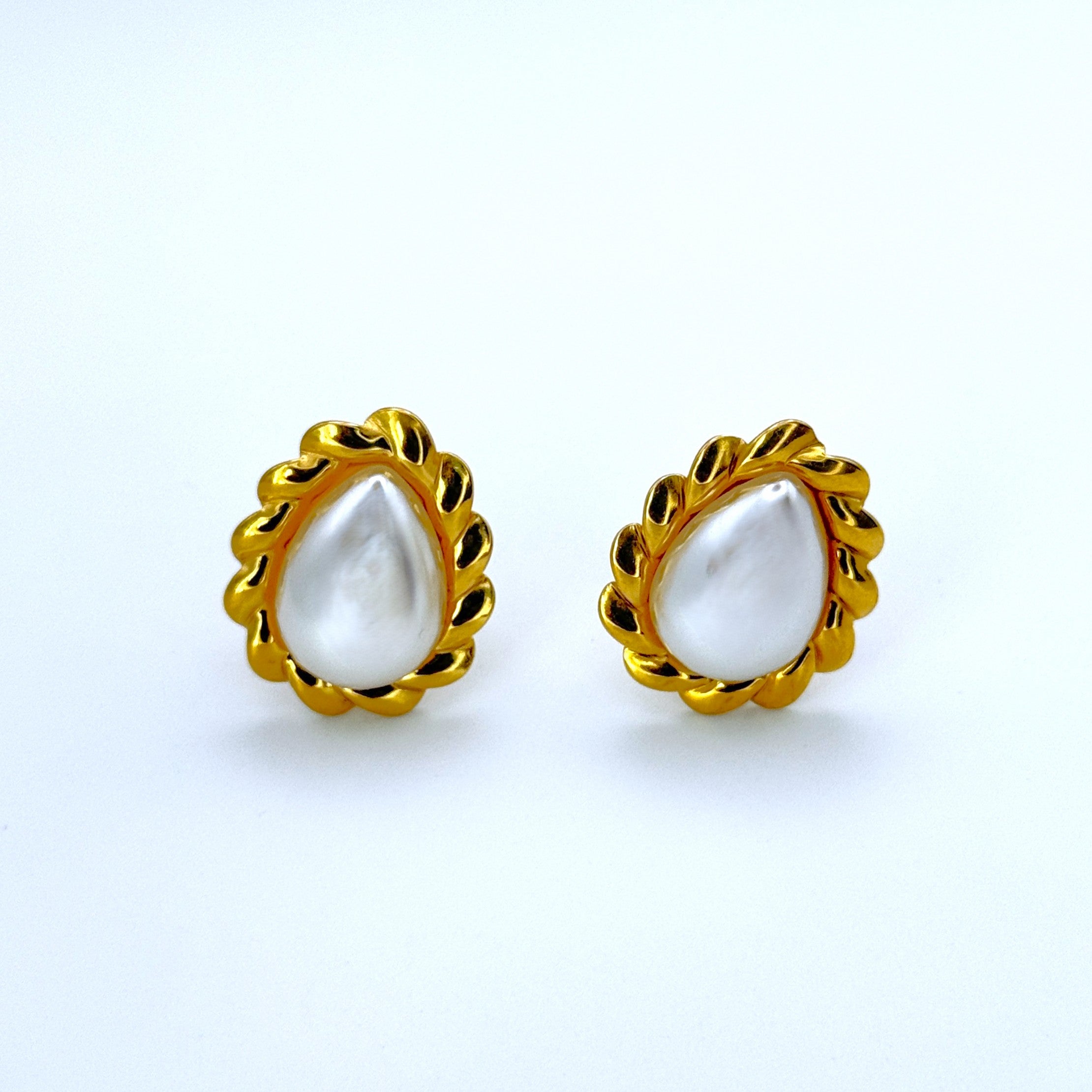 Σκουλαρίκια Ατσάλινα Κλιπς Με Vintage Πέρλα