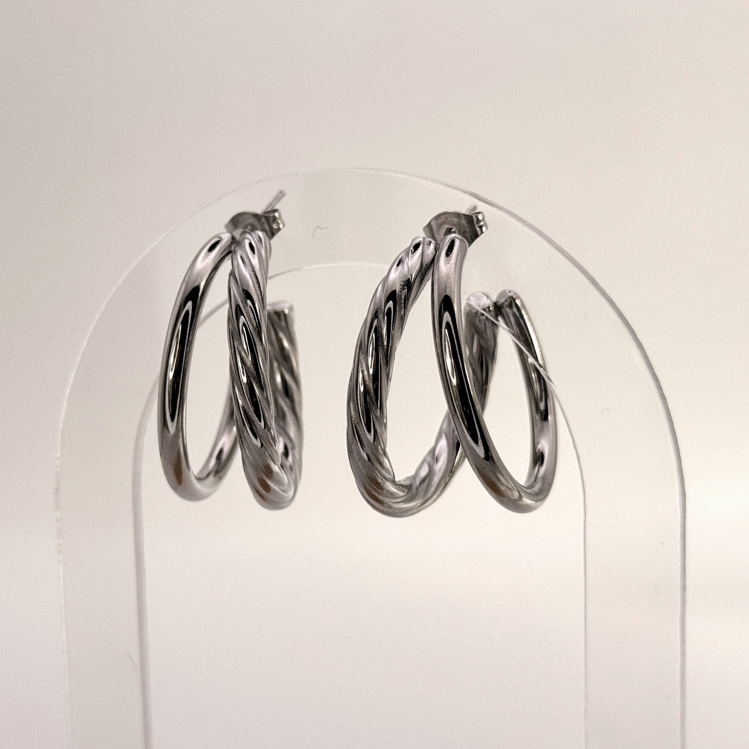 Minimal Σκουλαρίκια Κρίκοι με Σχέδιο Twist