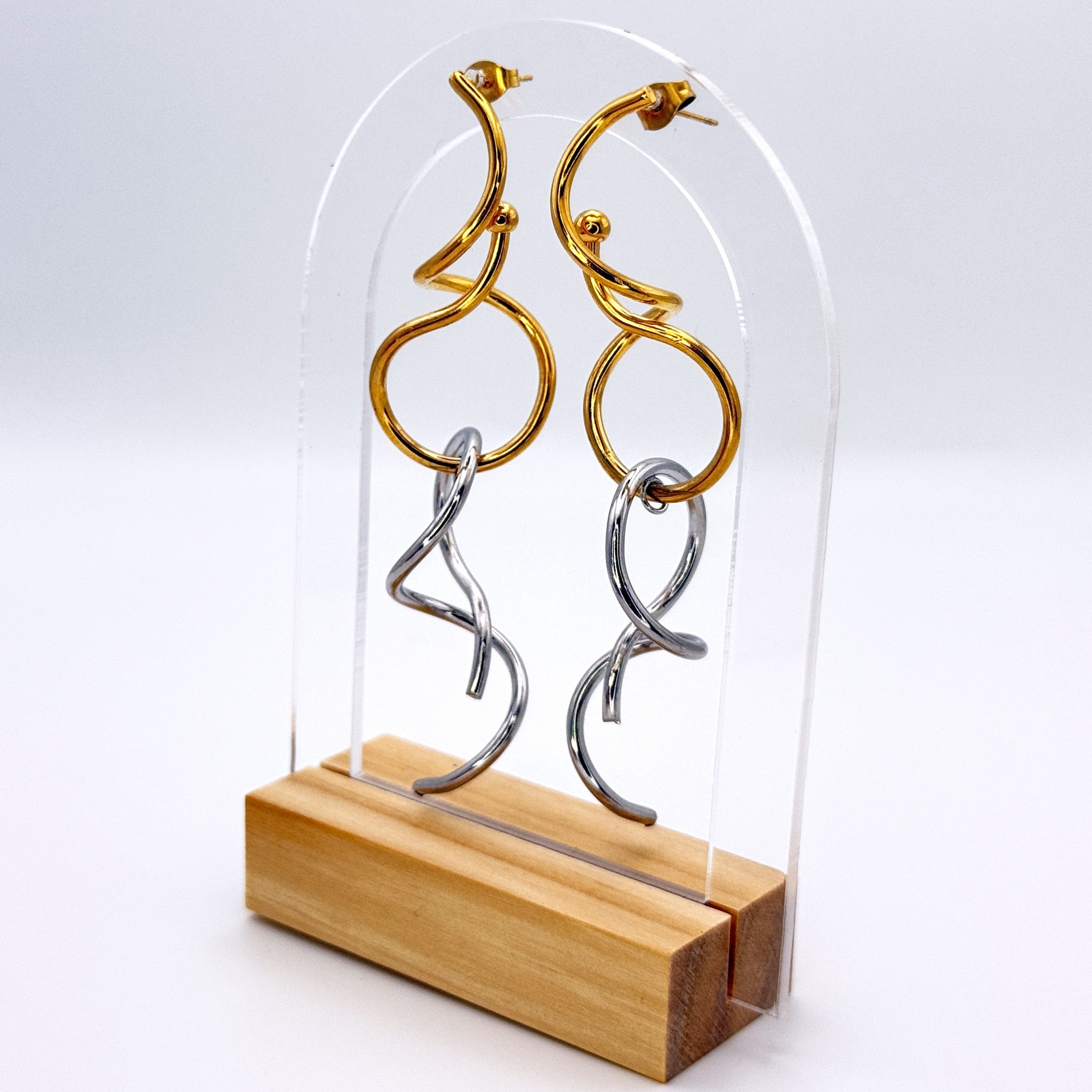Μοντέρνα Σκουλαρίκια με Abstract Σπιράλ Σχεδιασμό