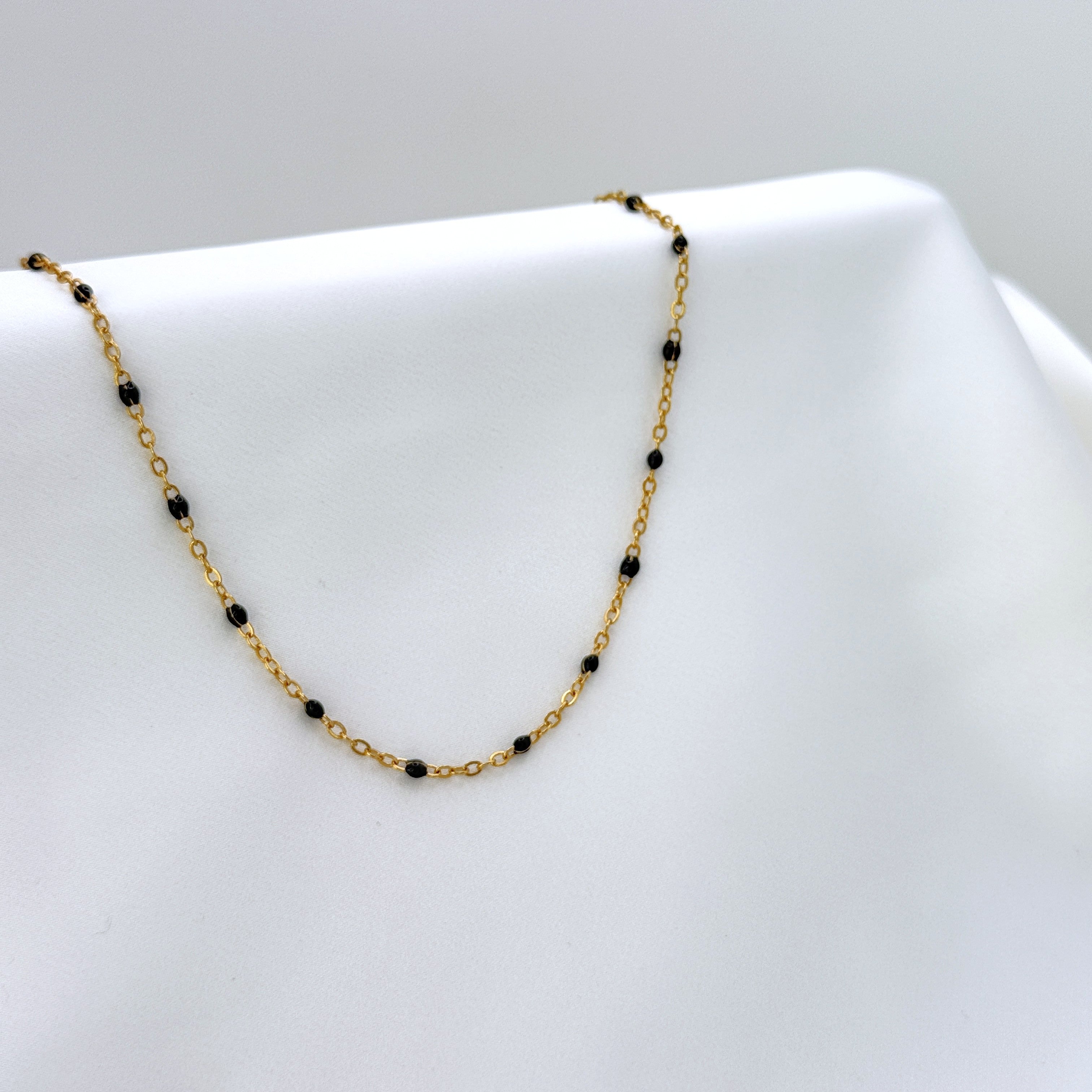 Αλυσίδα λεπτή με πέτρες μικρές