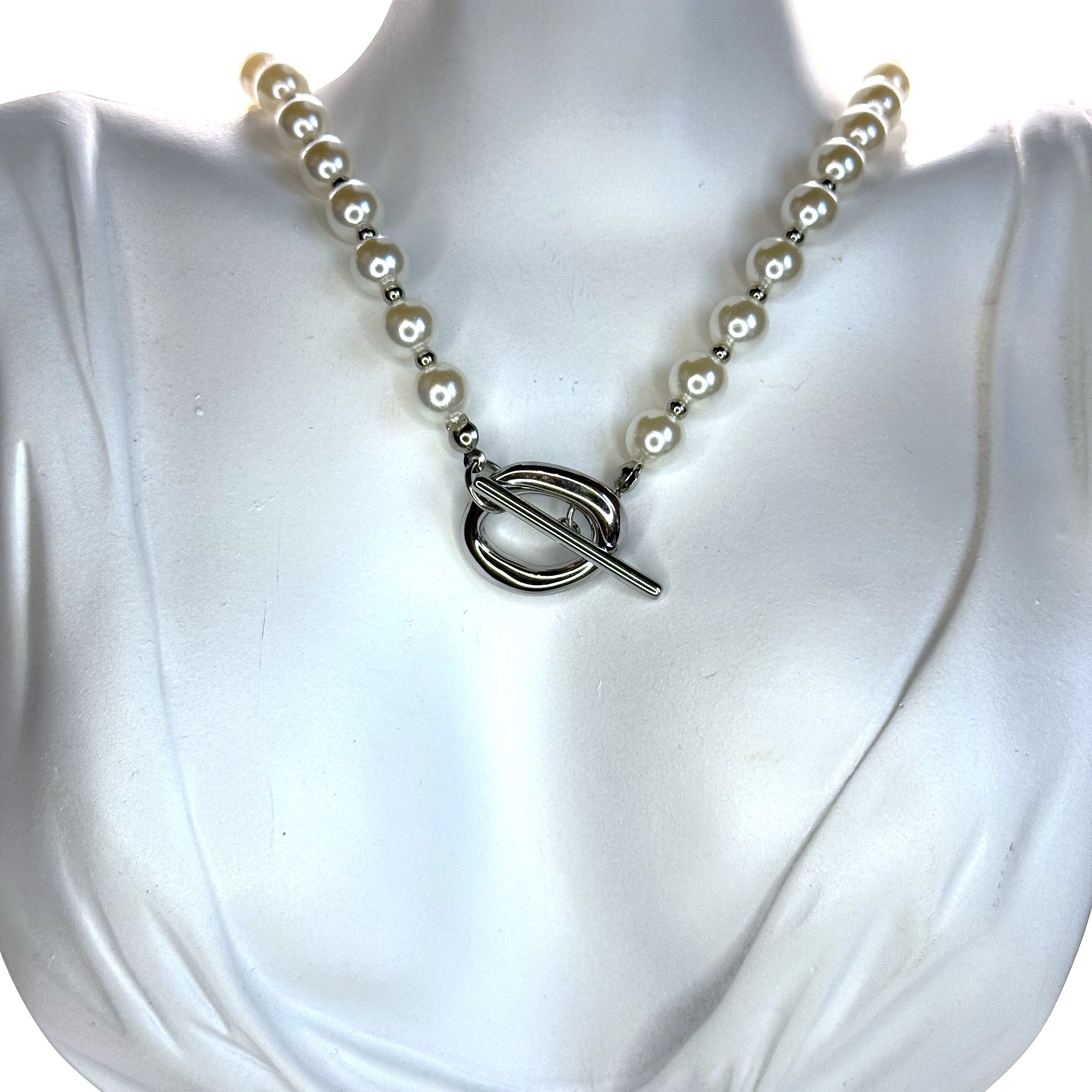 Κολιέ Με Μαργαριτάρια