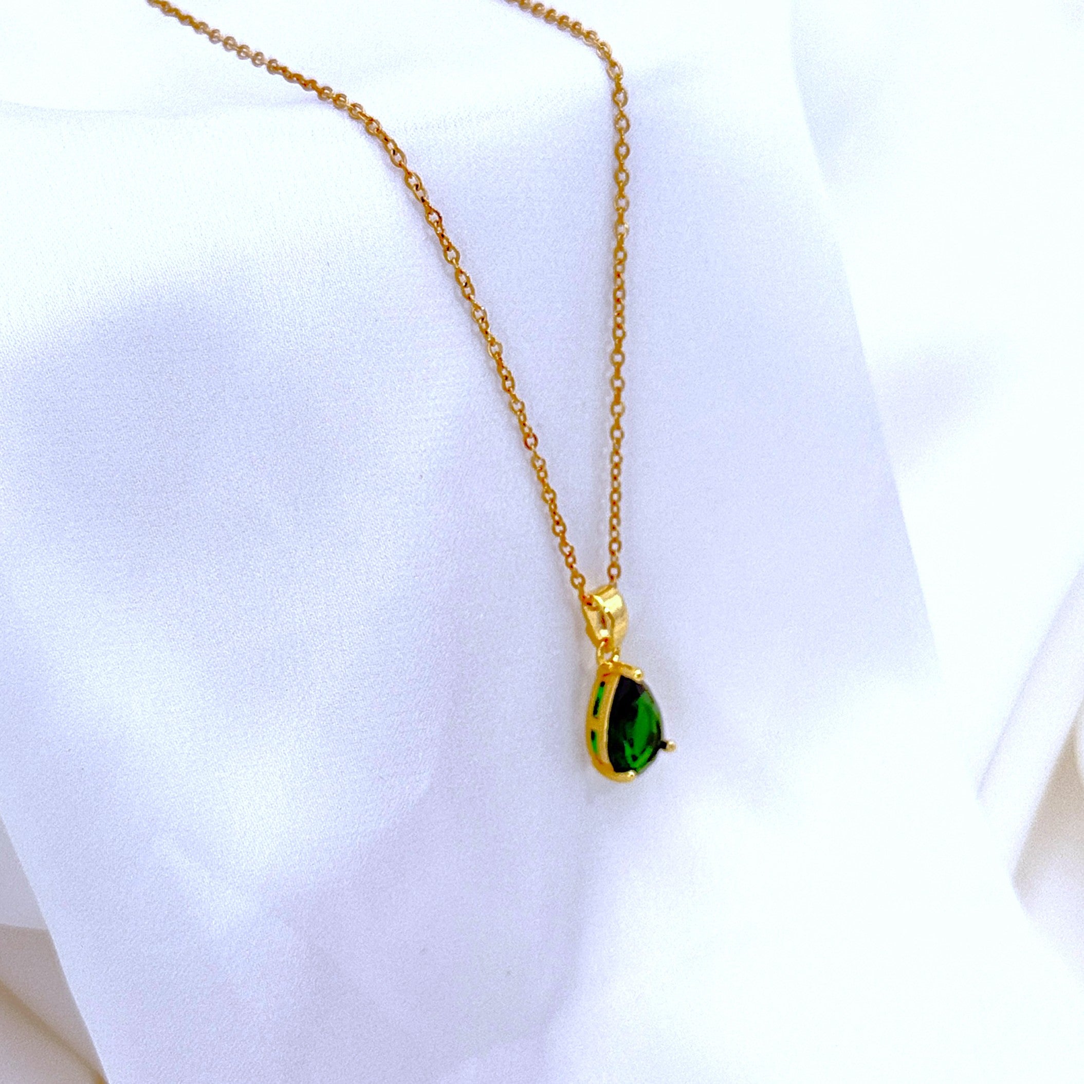 Κολιέ Ατσάλινο Layering Με Διακριτικό Πράσινο Ζιργκόν