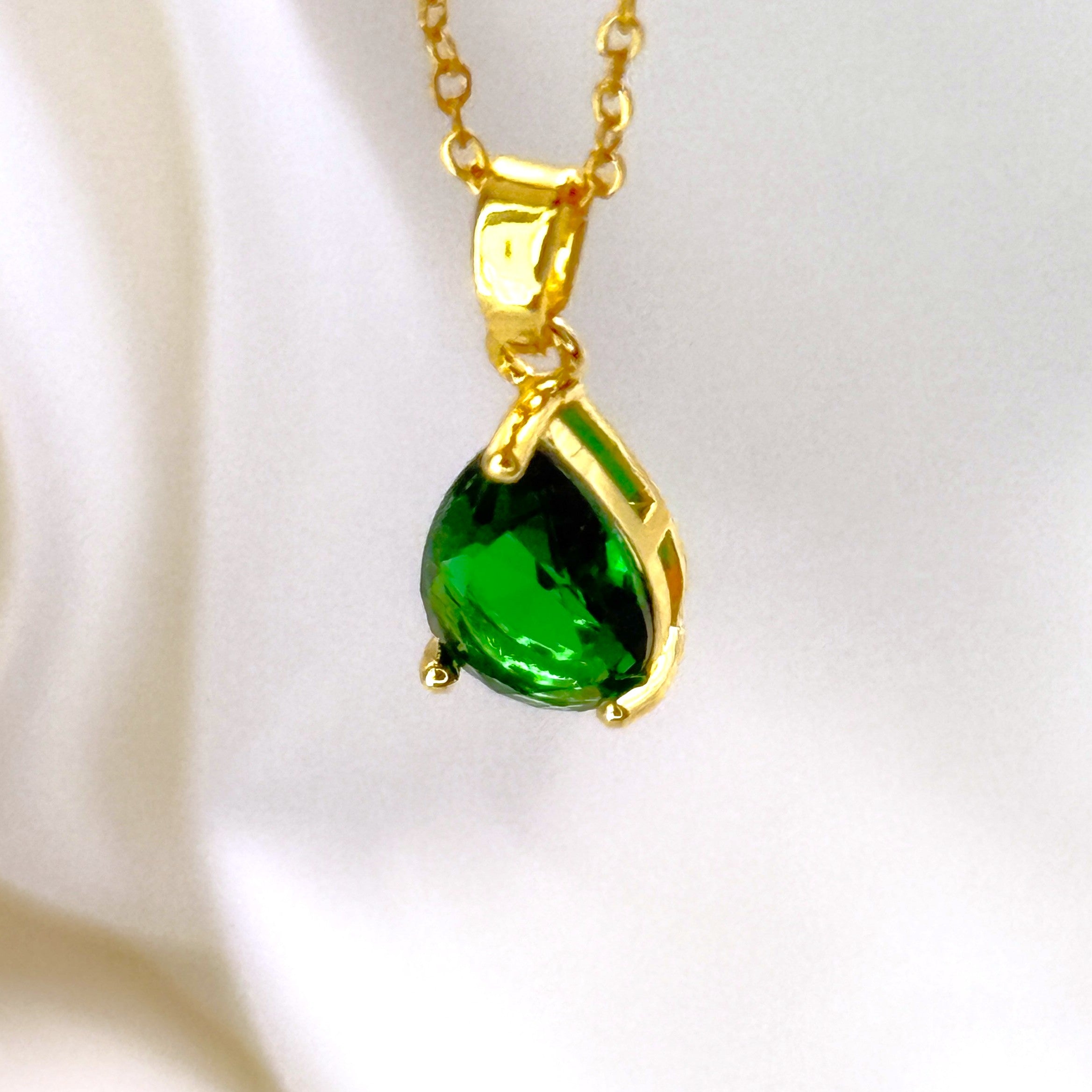 Κολιέ Ατσάλινο Layering Με Διακριτικό Πράσινο Ζιργκόν