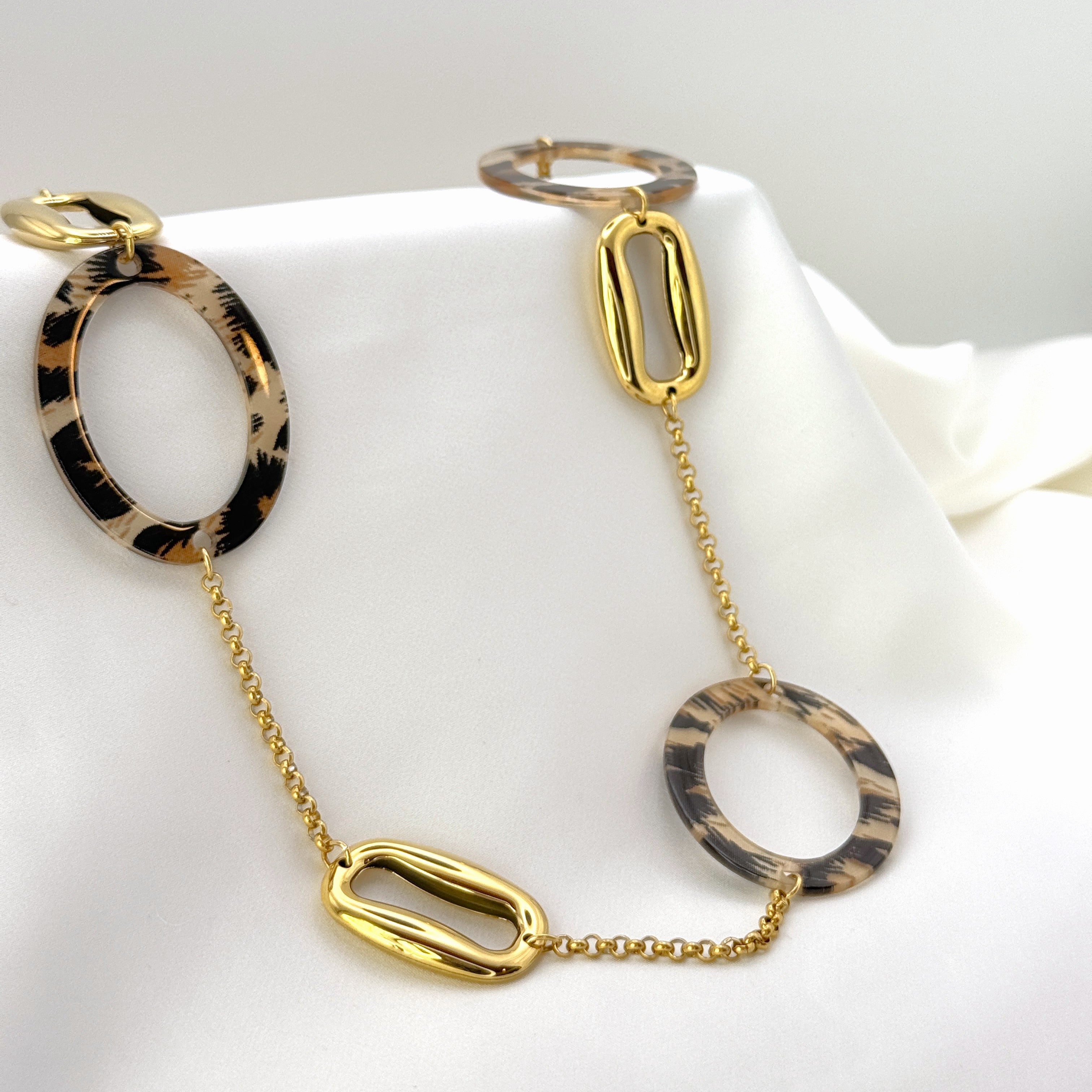 Χρυσό Μακρύ Κολιέ Με Μεγάλους Οβάλ Κρίκους Σε Tortoise Pattern