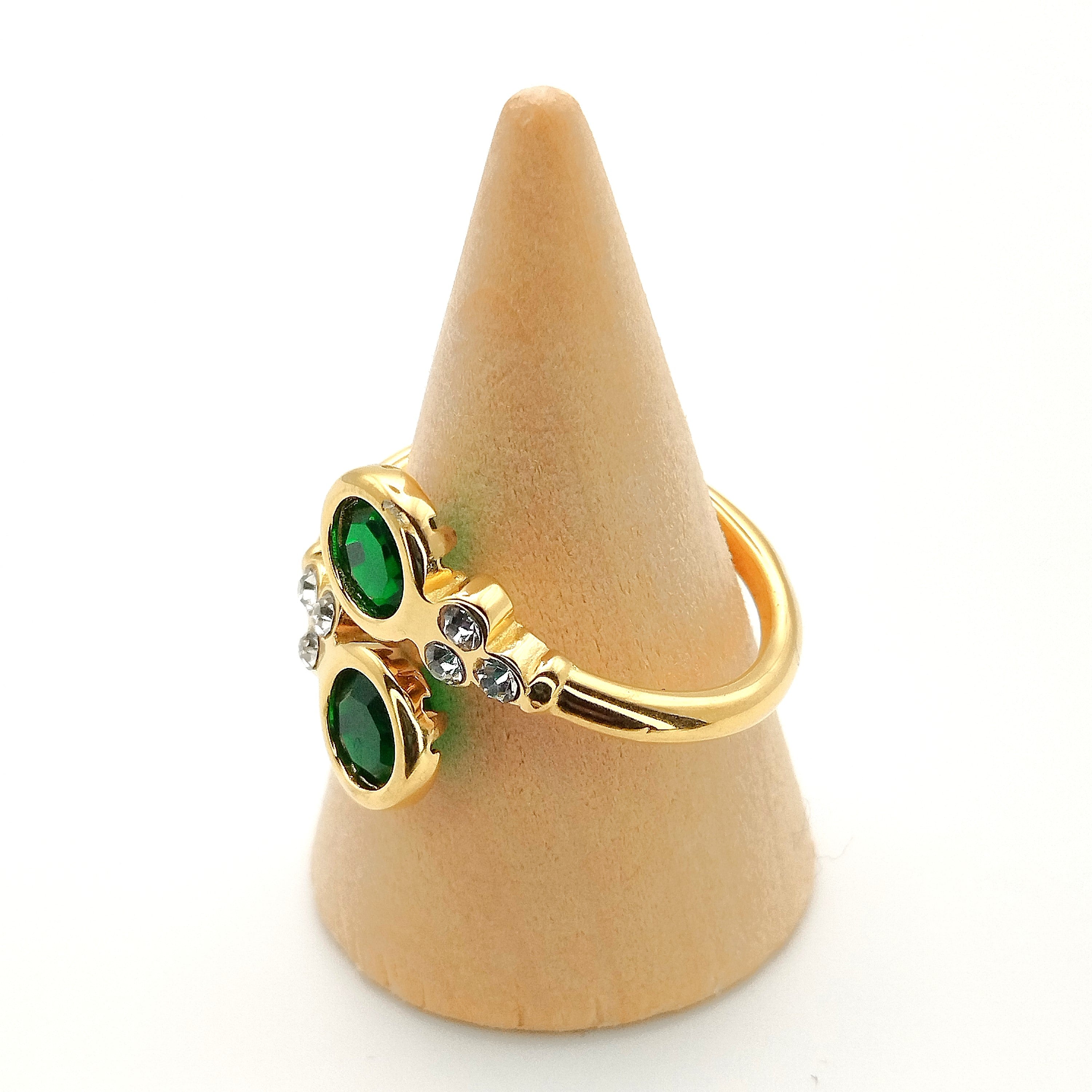 Δαχτυλίδι ασύμμετρο με πέτρες