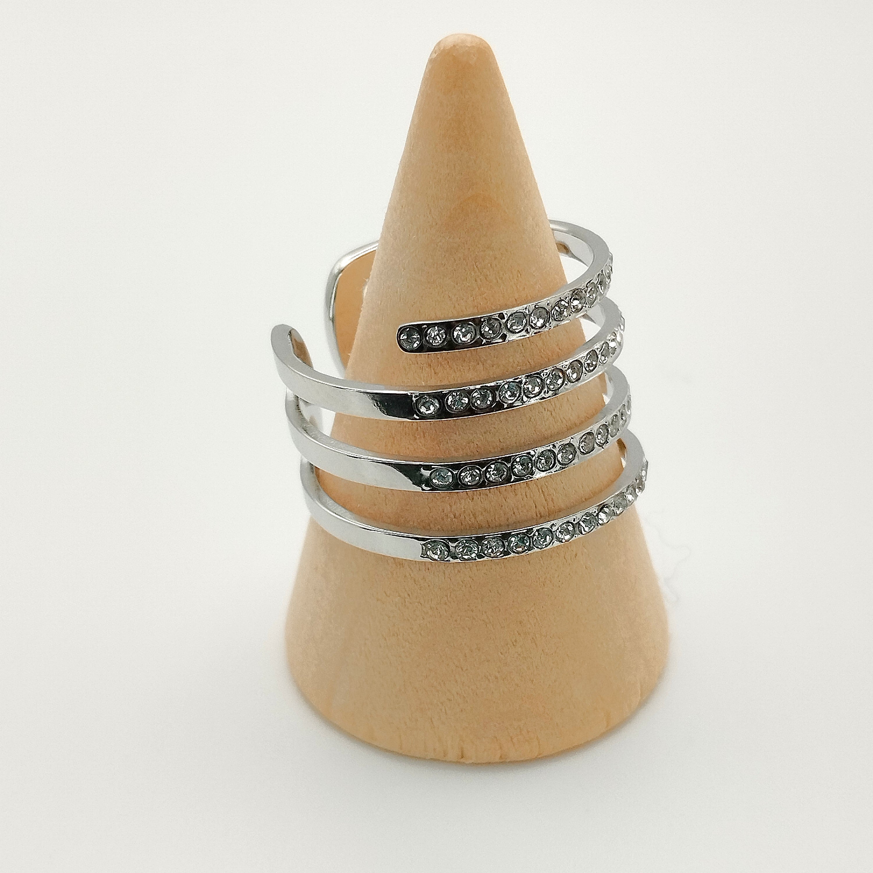 Δαχτυλίδι συμμετρία με διαμαντάκια