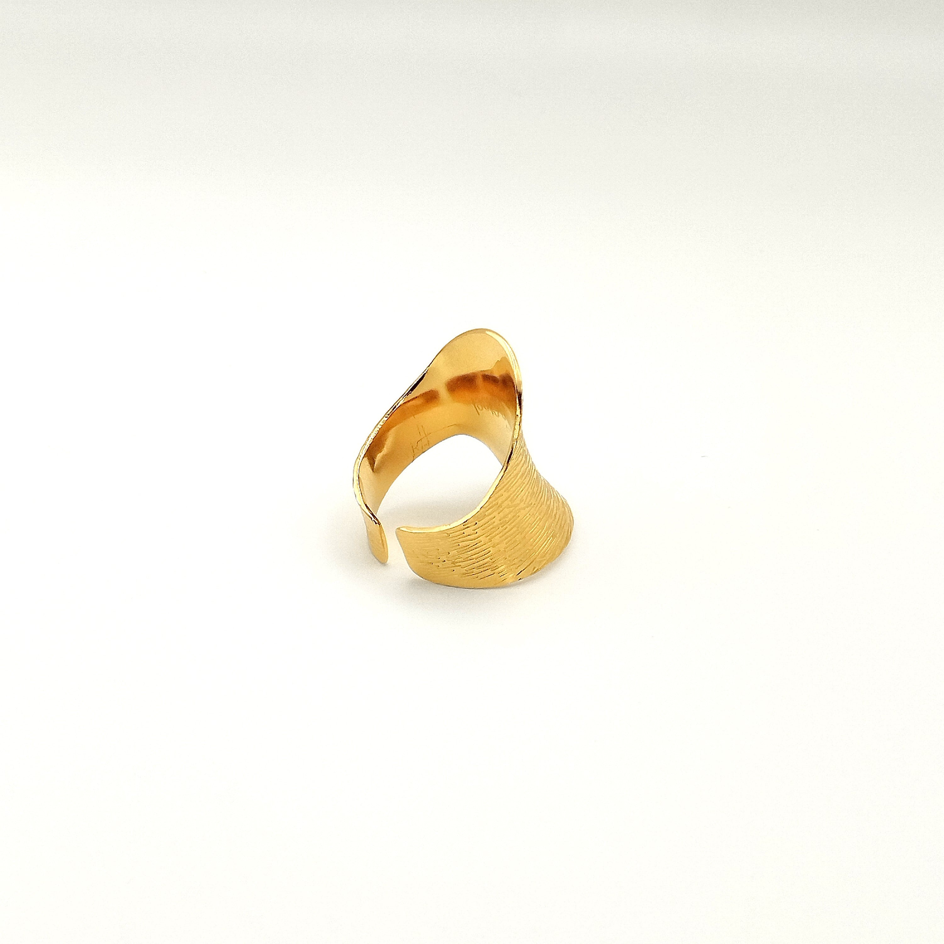 Δαχτυλίδι σφυρήλατο μεγάλο