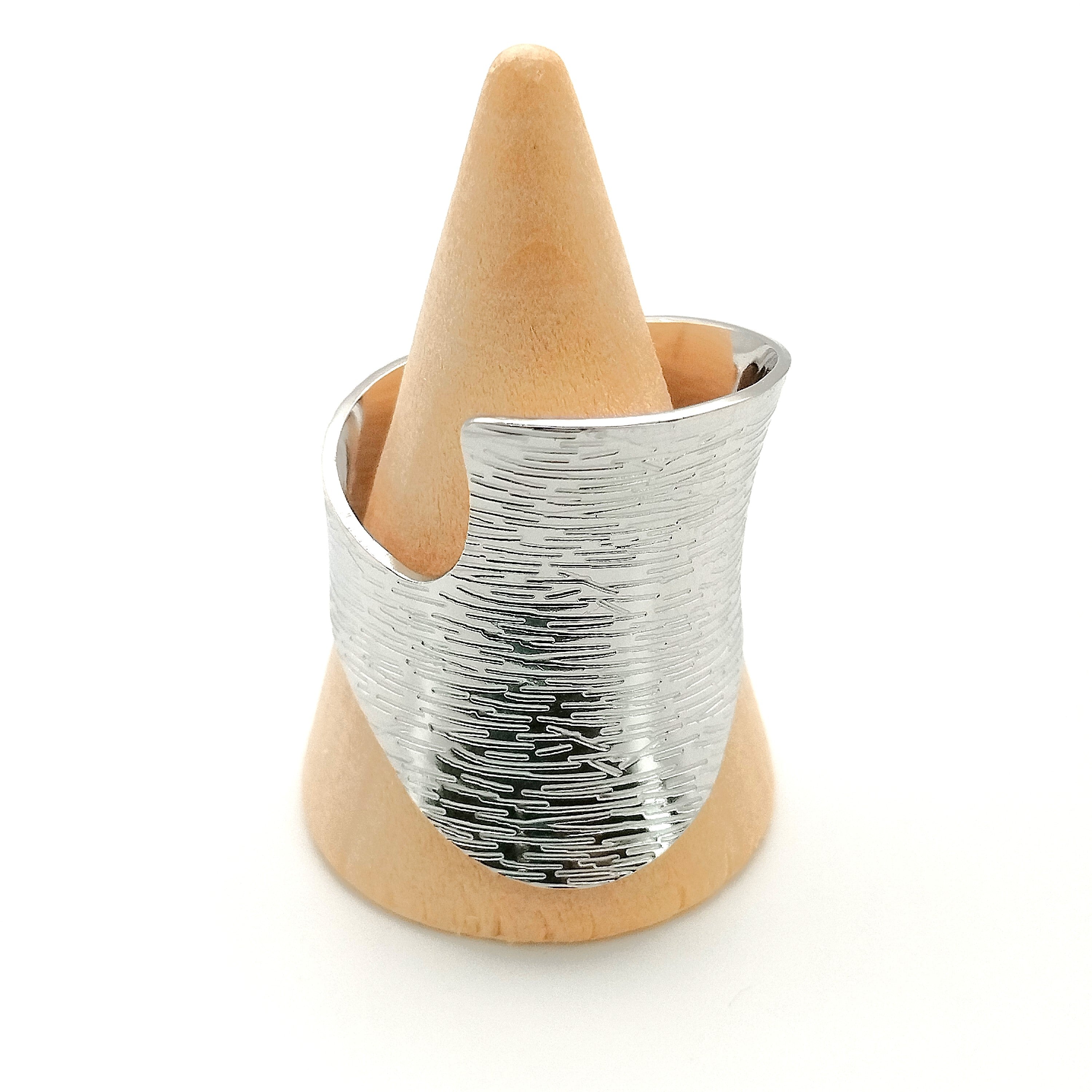 Δαχτυλίδι σφυρήλατο μεγάλο