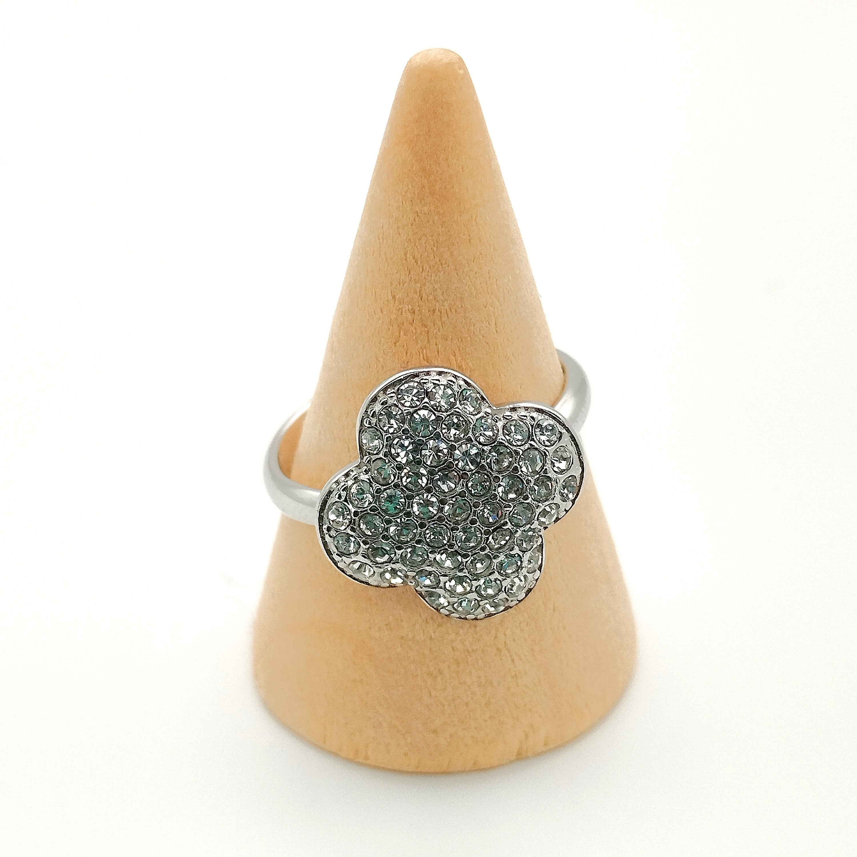 Δαχτυλίδι σταυρός με διαμαντάκια