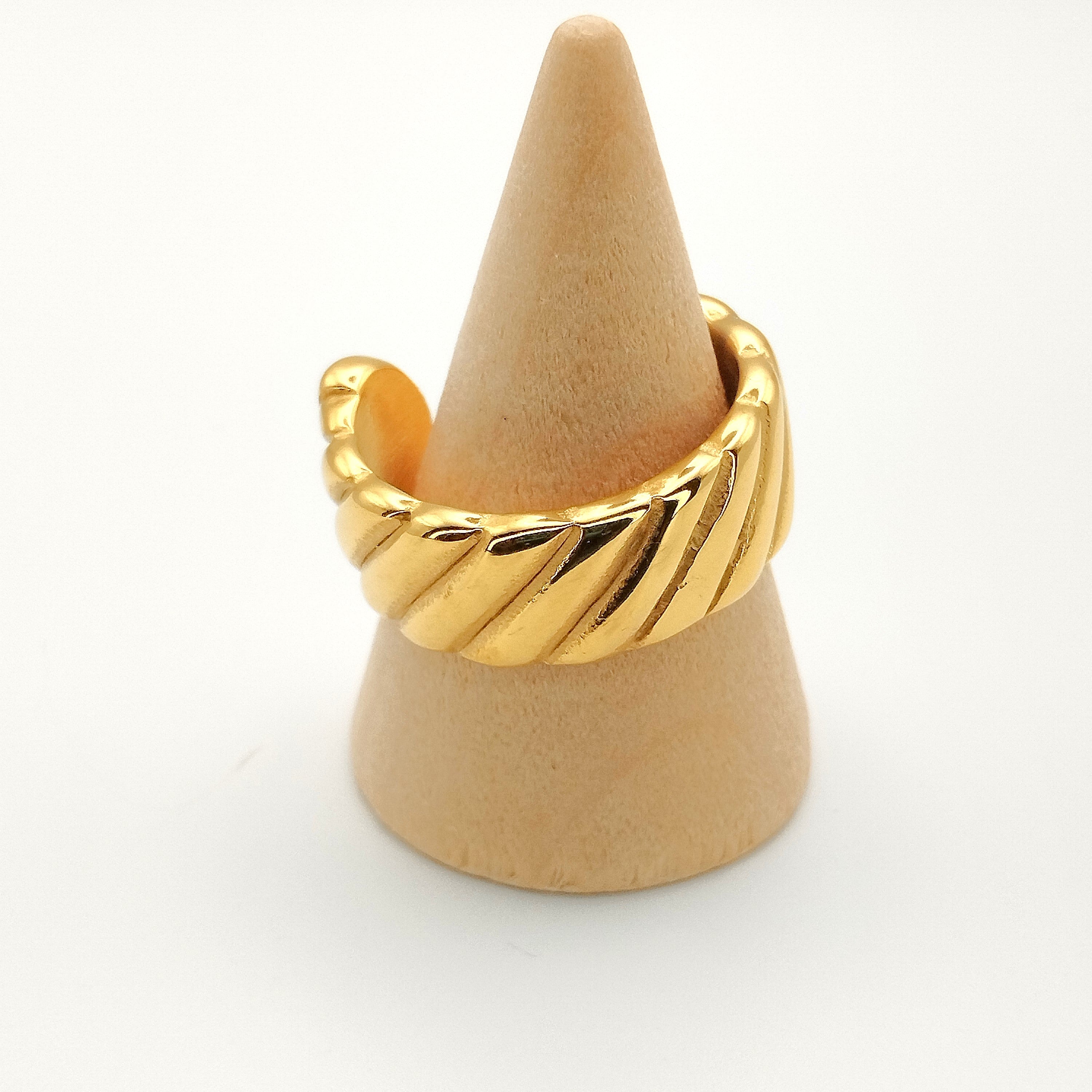 Δαχτυλίδι vintage ασύμμετρο