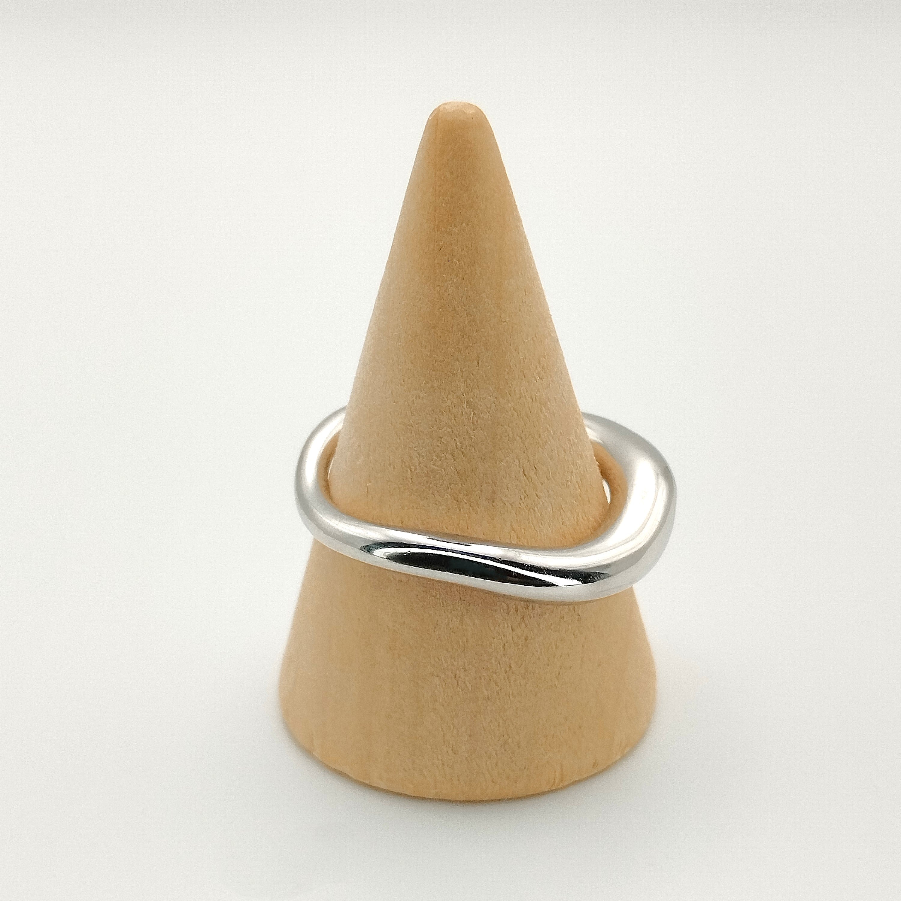 Βέρα μεγάλη ασύμμετρη