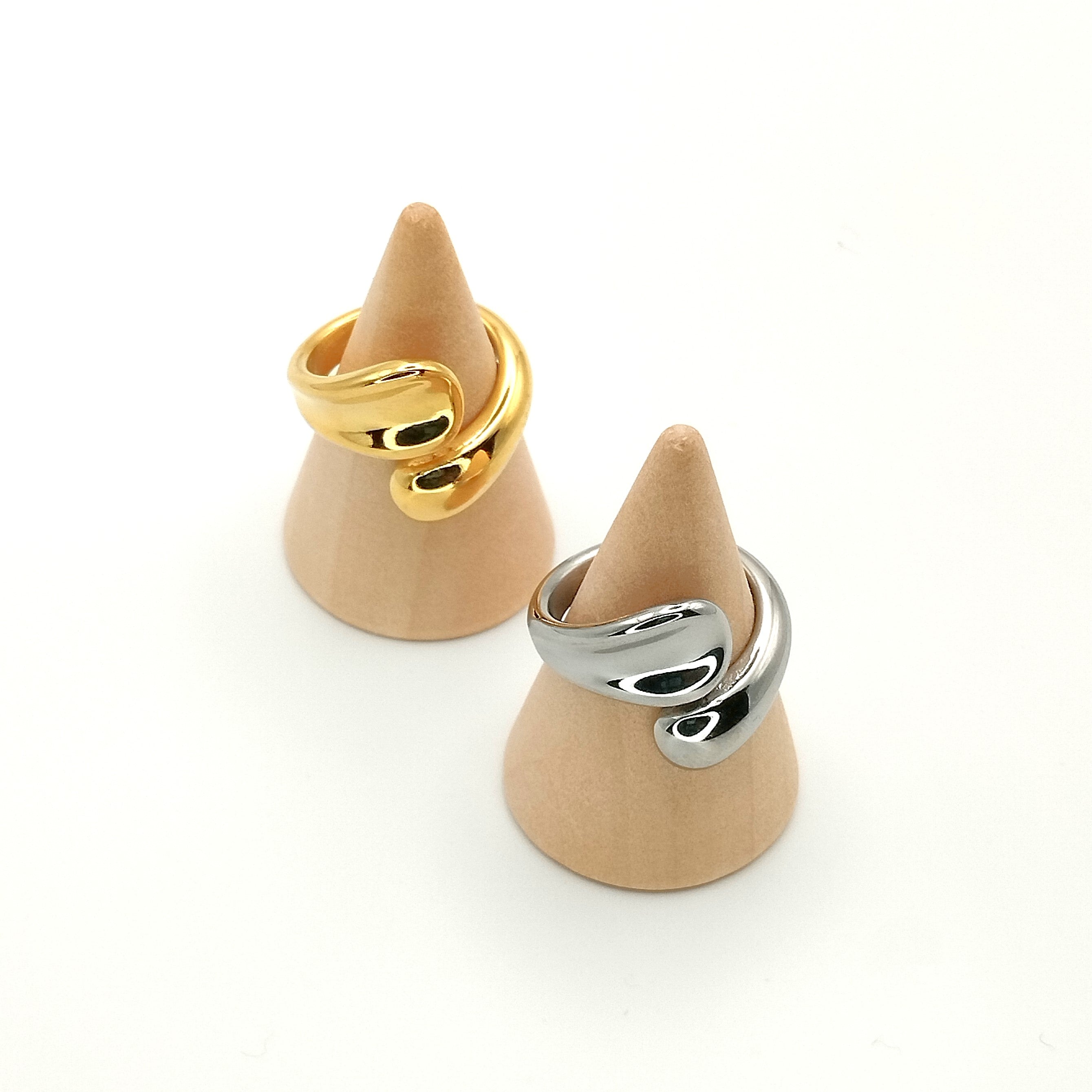 Σεβαλιέ δαχτυλίδι δάκρυ