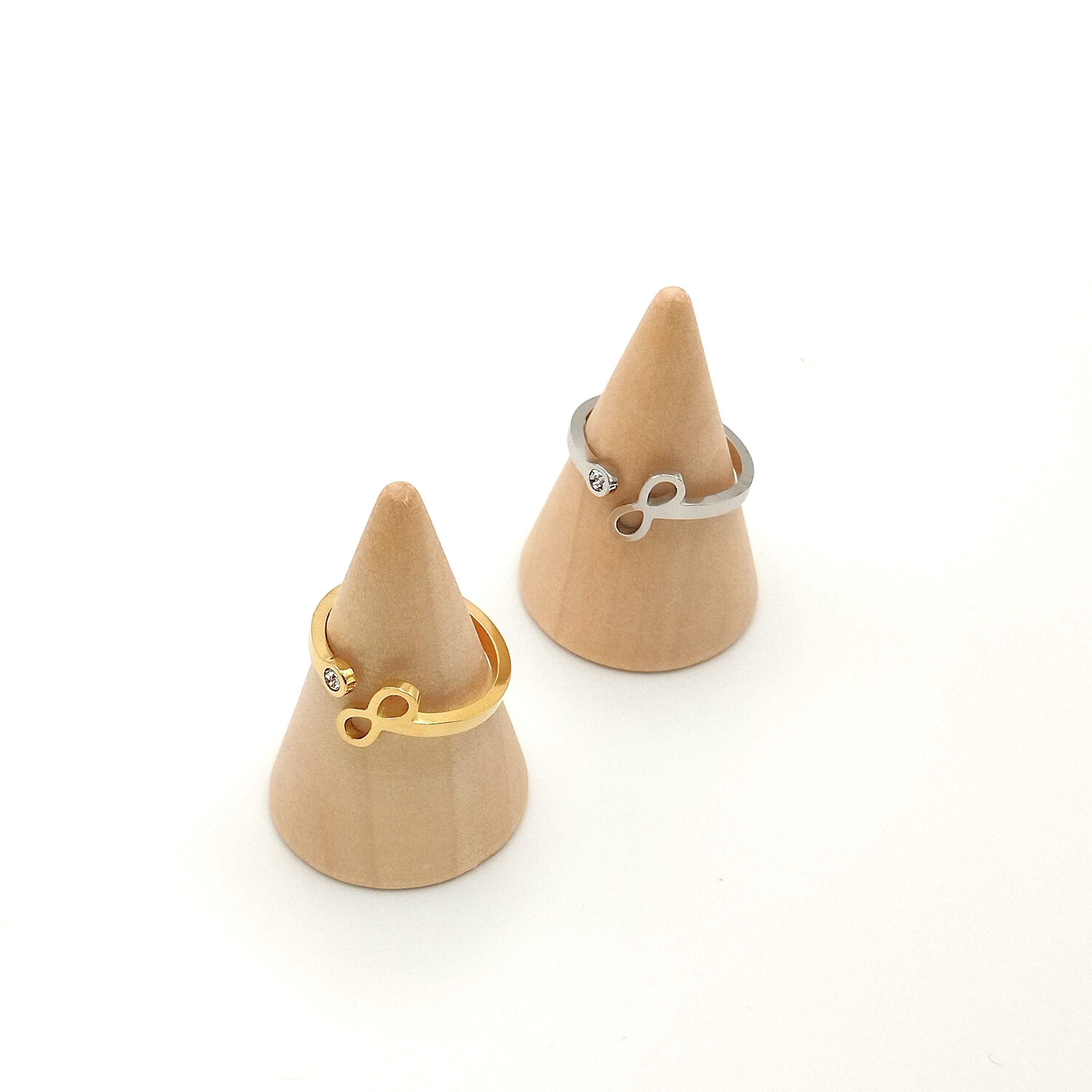 Σεβαλιέ δαχτυλίδι άπειρο με διαμαντάκι