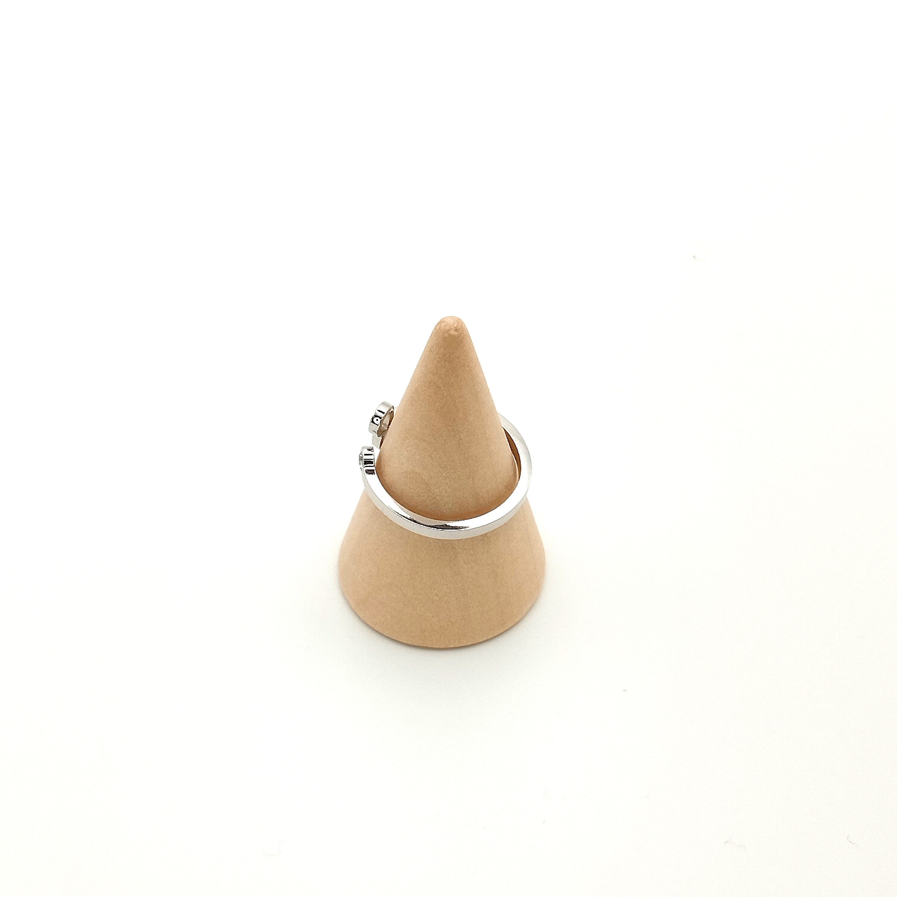 Σεβαλιέ δαχτυλίδι άπειρο με διαμαντάκι