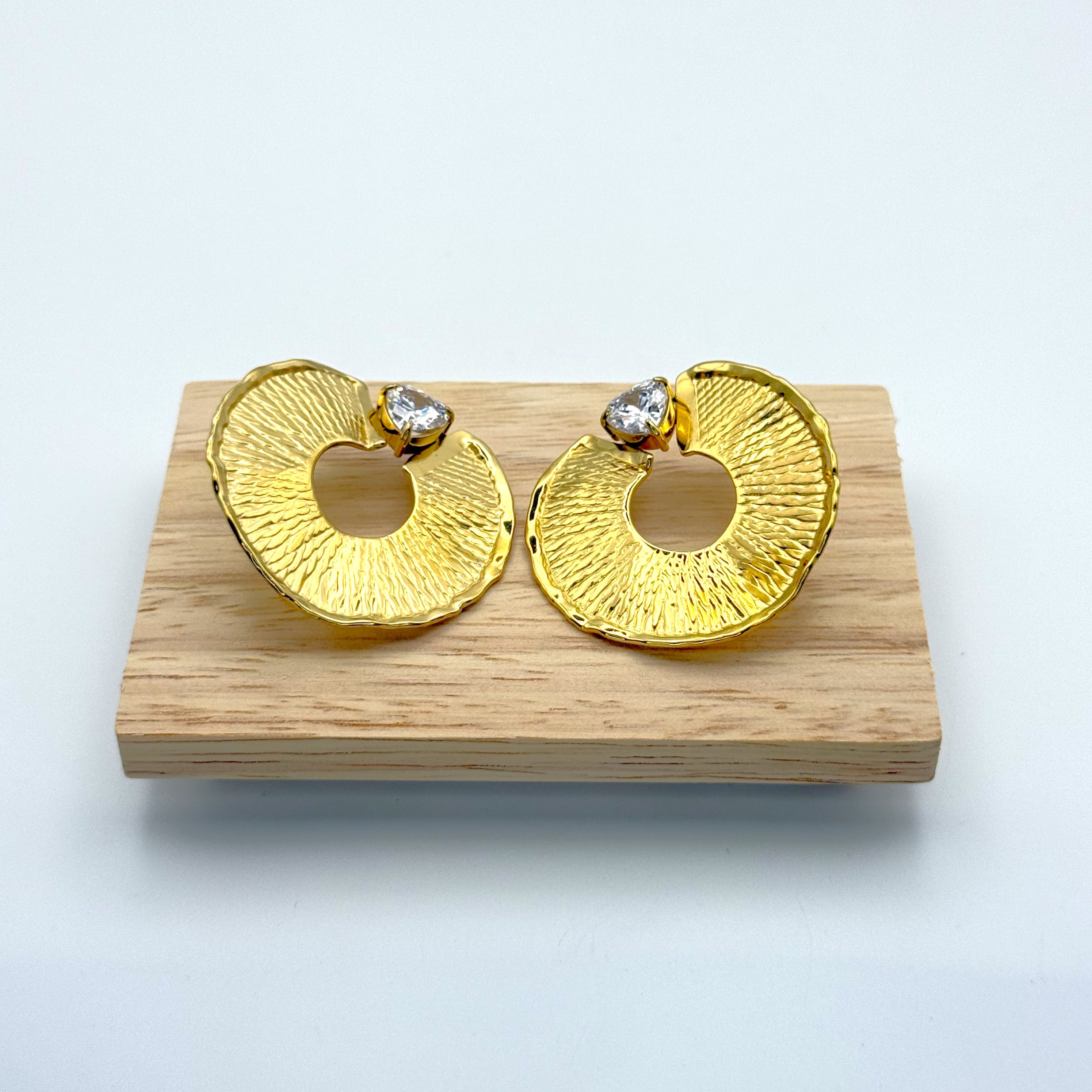 Σκουλαρίκια Πλακέ Με Διαμαντάκια