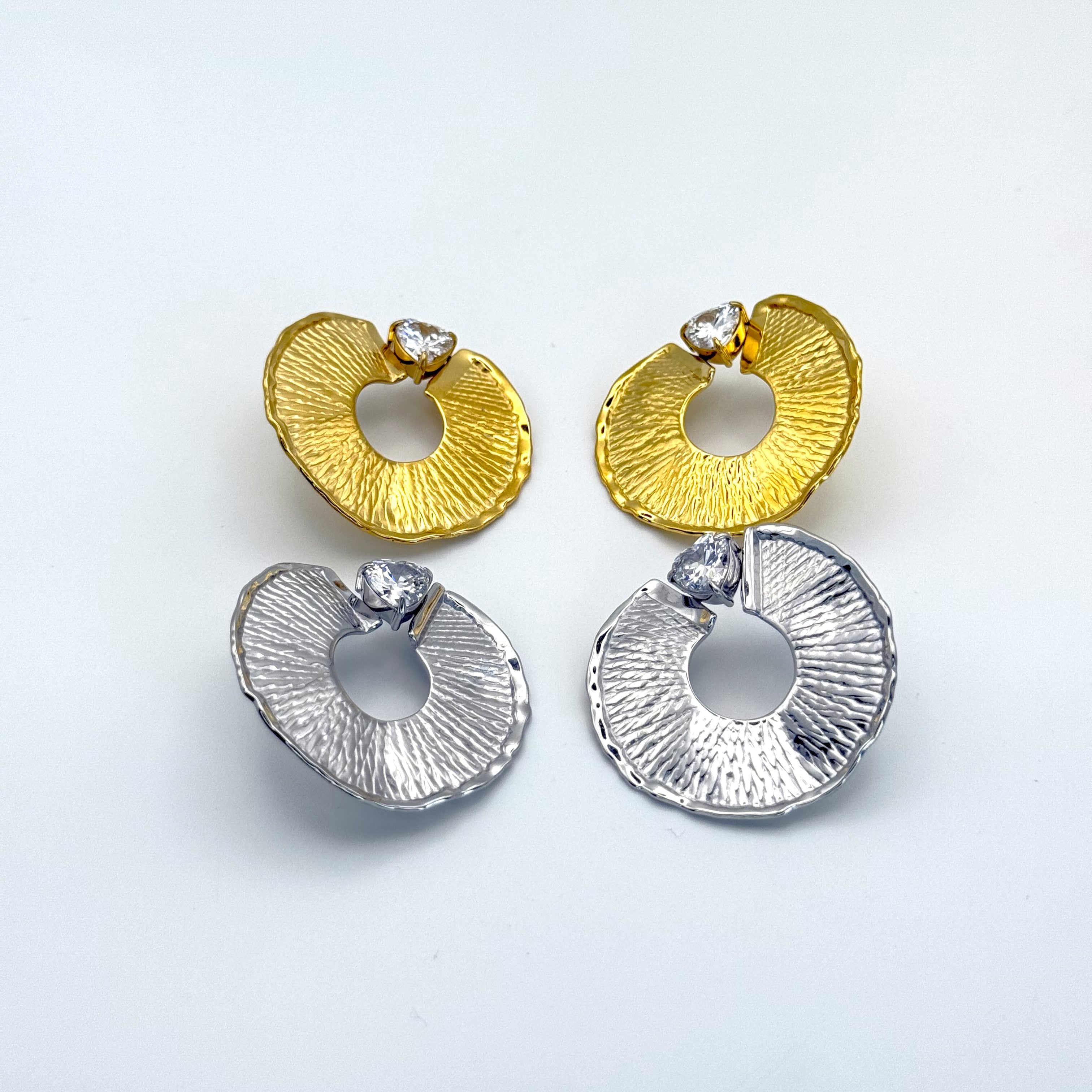 Σκουλαρίκια Πλακέ Με Διαμαντάκια