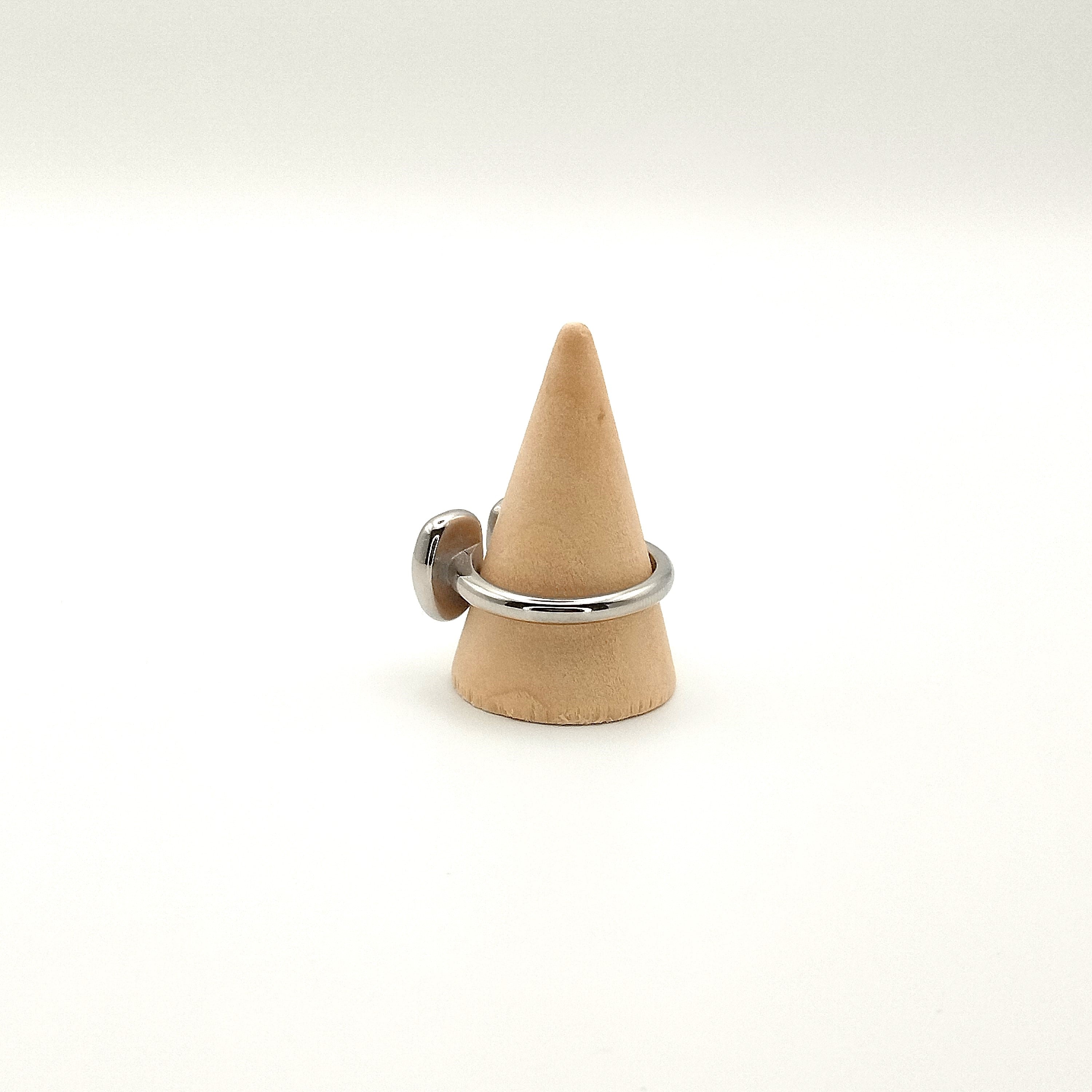 Δαχτυλίδι με δύο πέτρες